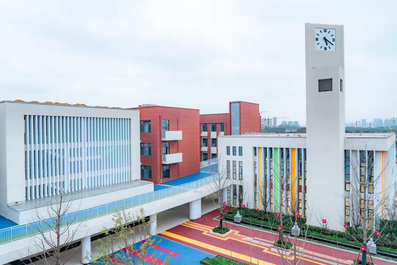 蓉江新区新路小学新校区正式启用