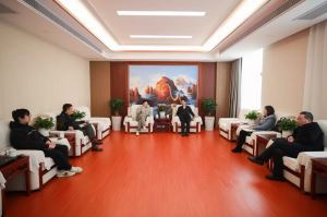 世纪飞歌总裁访问蓉江新区，推动项目落地