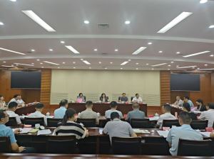 赣州市纺织服装产业链会议暨政企圆桌会议召开